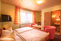 Gemütliche Doppelzimmer im Haupthaus