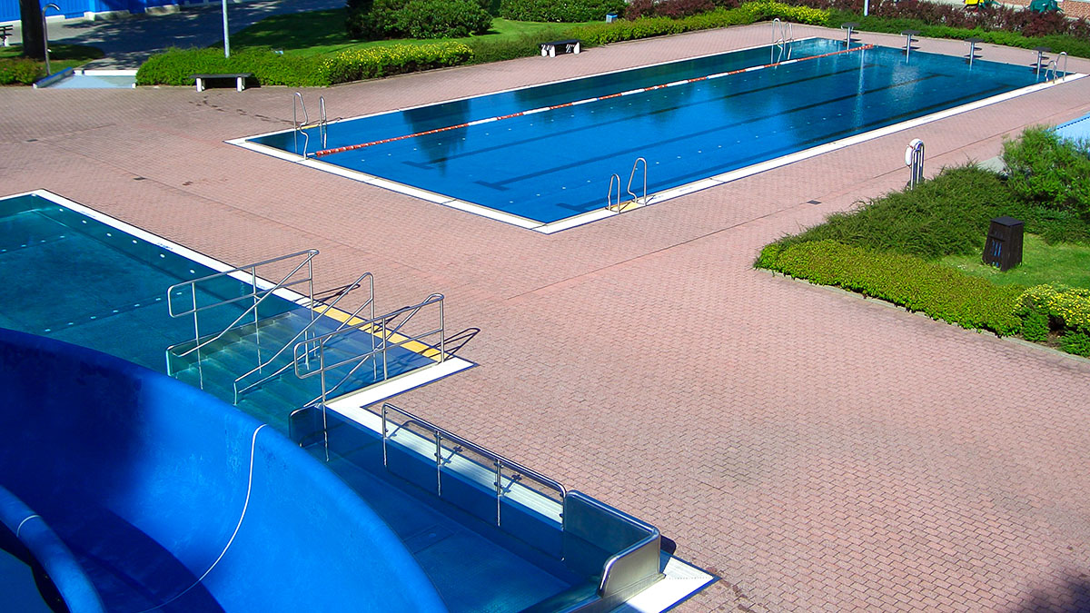 Beheiztes Erlebnisbad Neuhausen