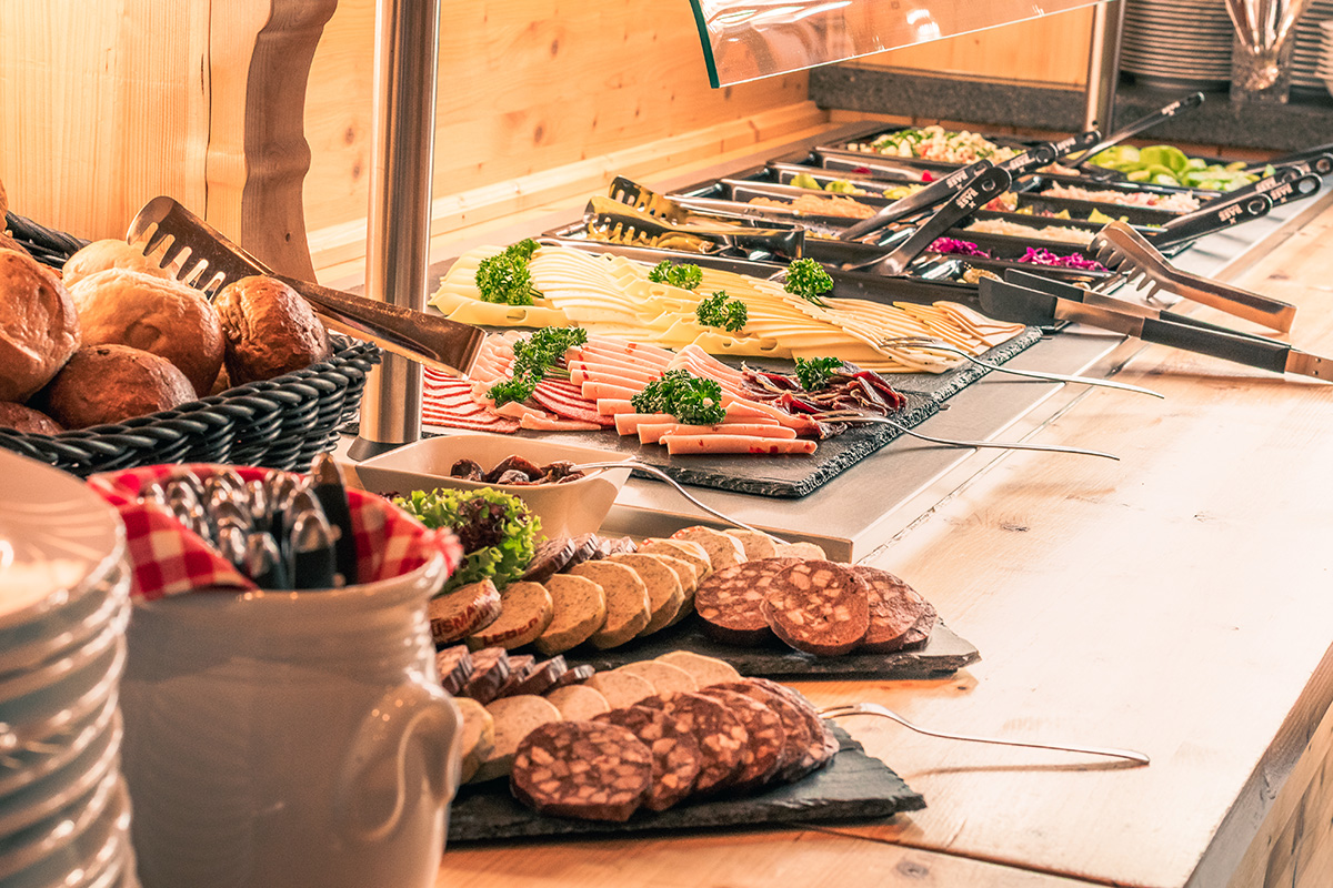 Hausgemachte Köstlichkeiten am Abendbuffet
