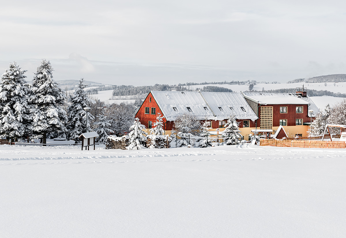 Unser Hotel im Schnee